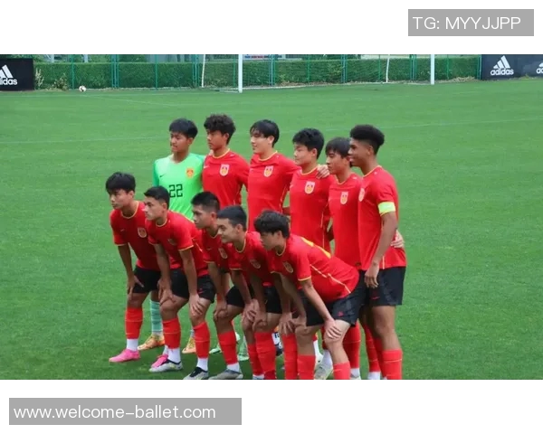 中国U16男足精彩表现以四球大胜孟加拉国U16男足微纪录解析